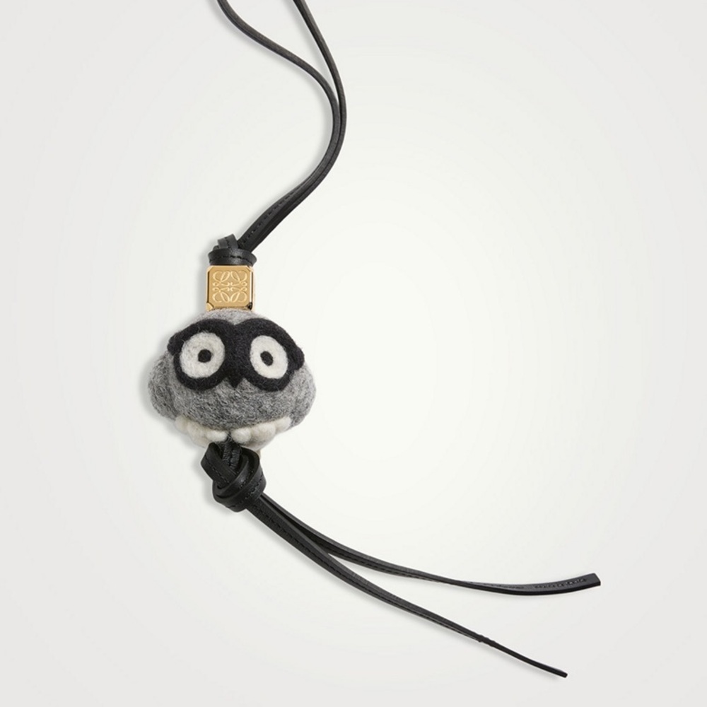 LOEWE
Owl Felt Bag Charm